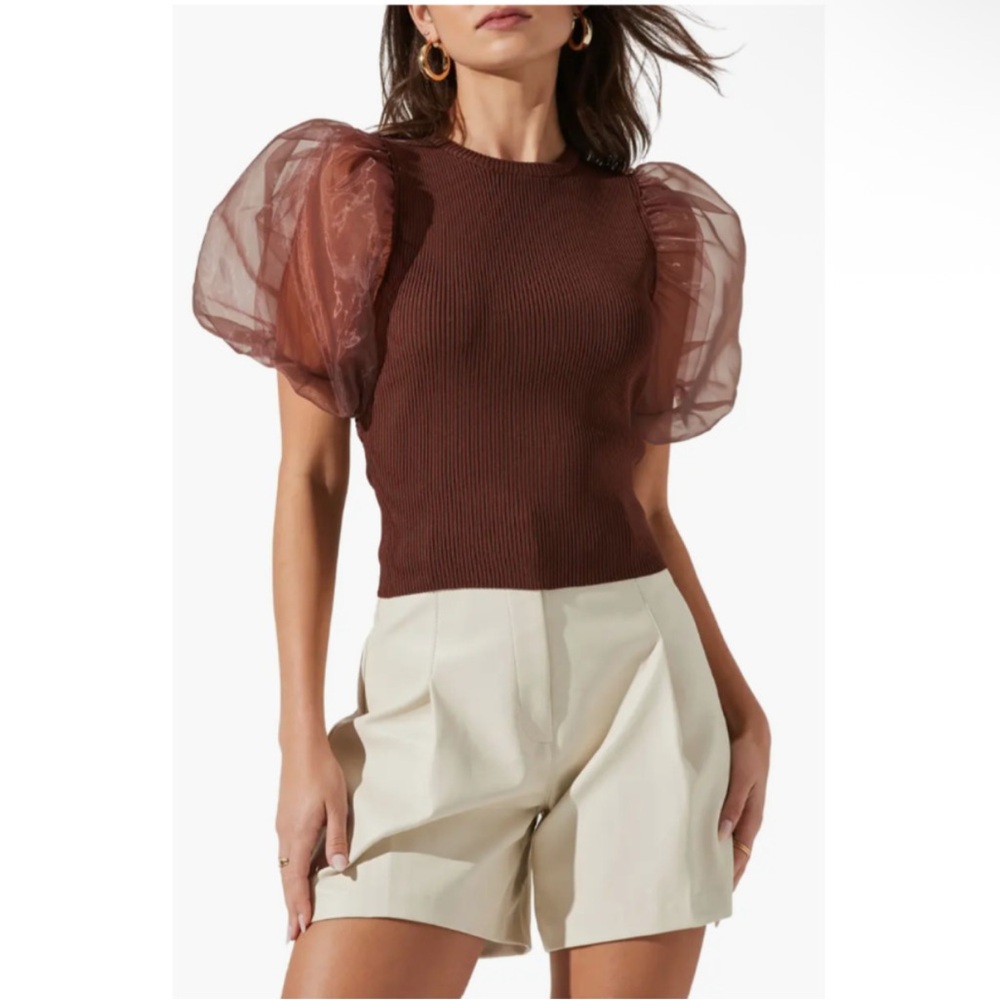 NWT ASTR the label Women's Avery brown Top, size XS